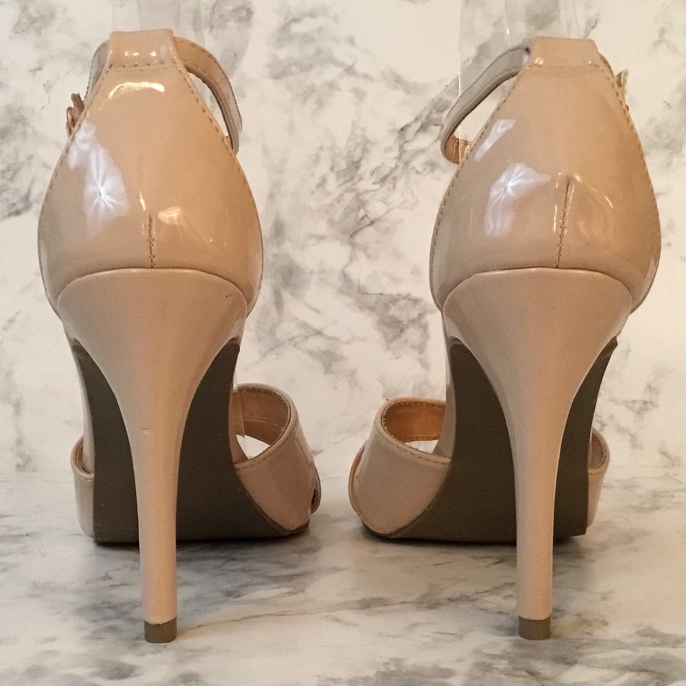 Material Girl ‘Sara’ Strappy Sandals - Picture 5 of 13